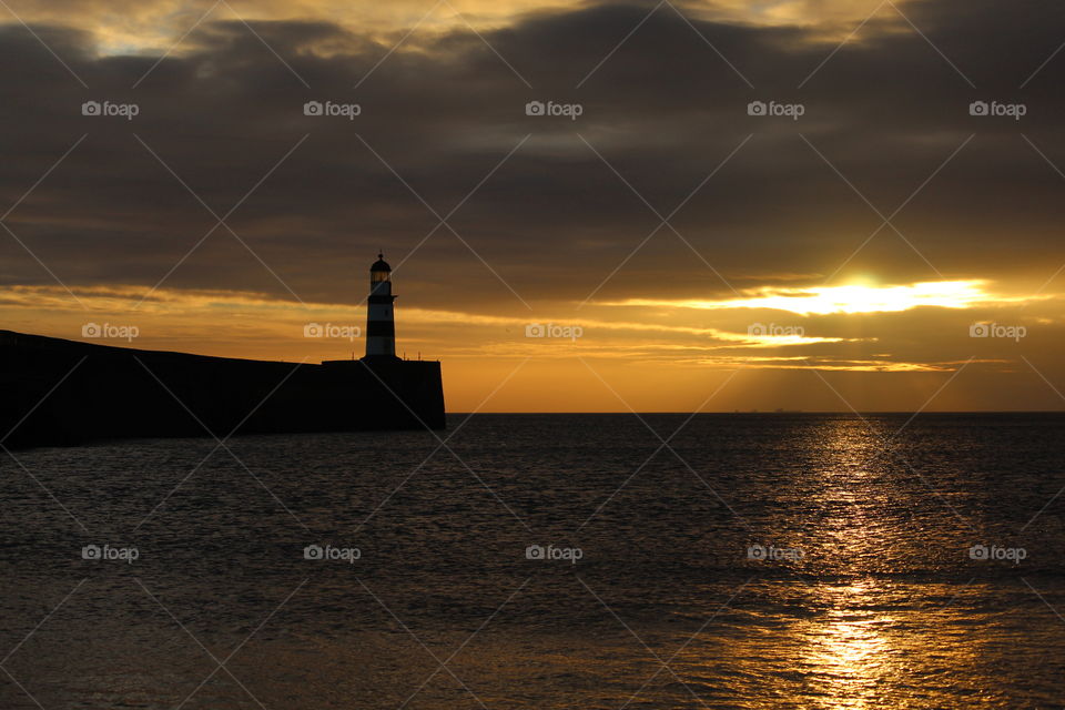 Sunrise at Seaham lighthouse