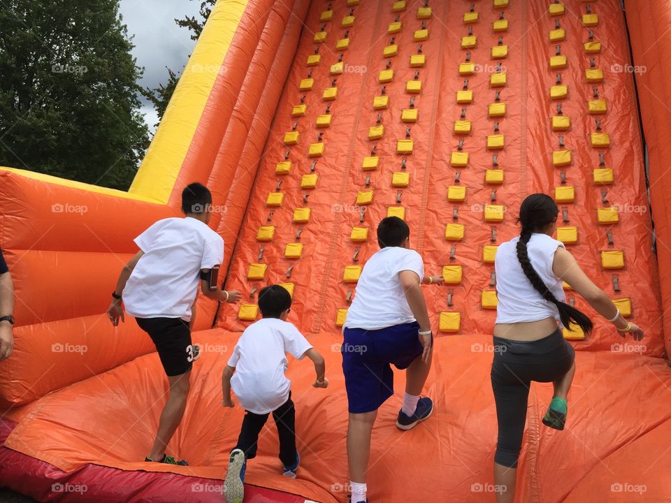 Inflatable race, running, race, bouncy, fun, group race, exciting, kids, racing, summer fun
