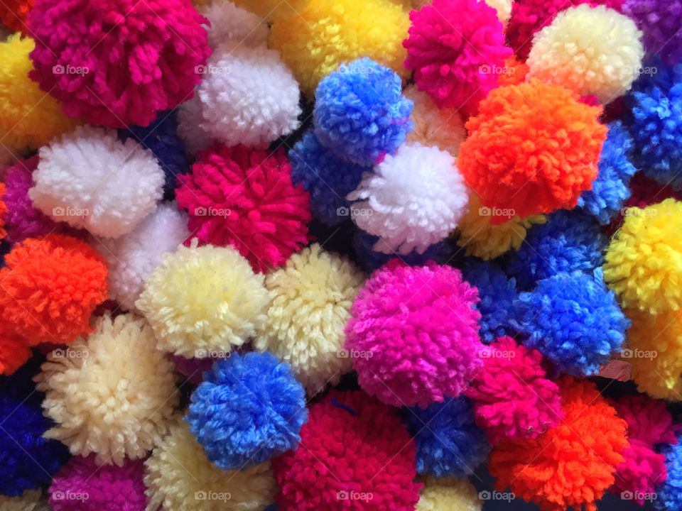 Colorful Pom Pom Balls 