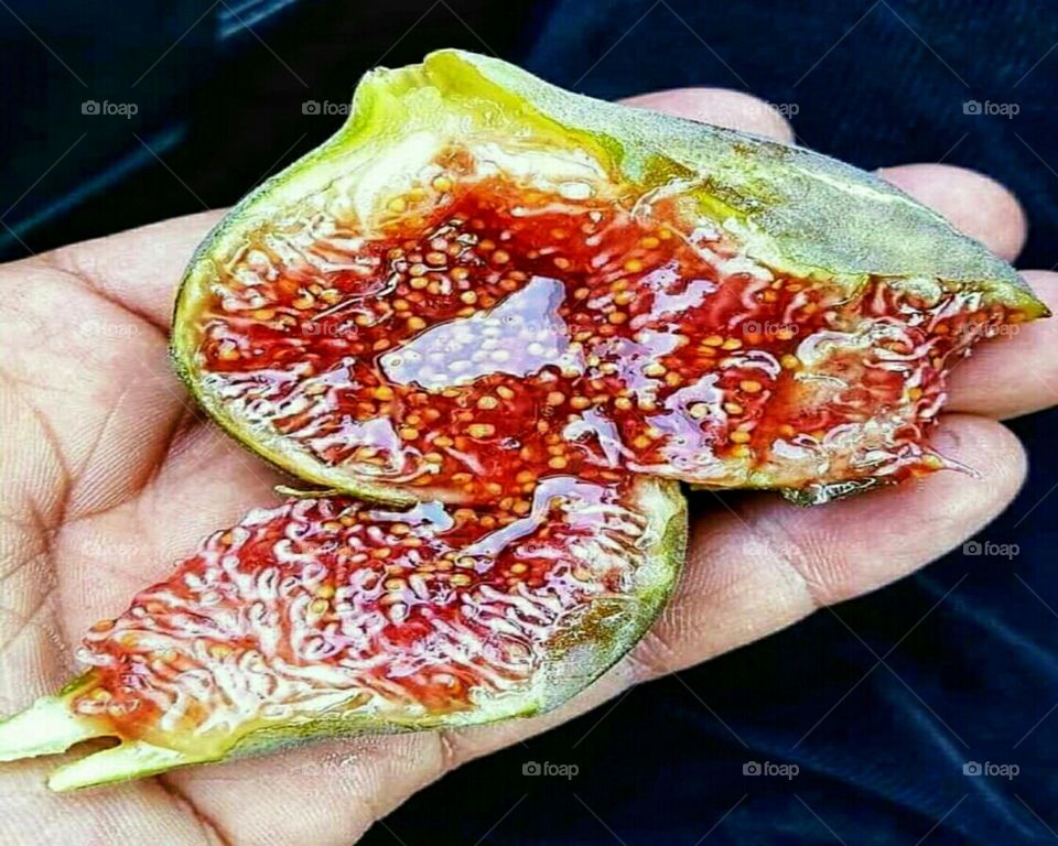 Fruit figs