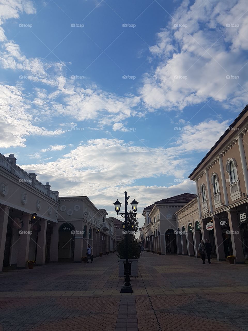 shopping center indjija serbia