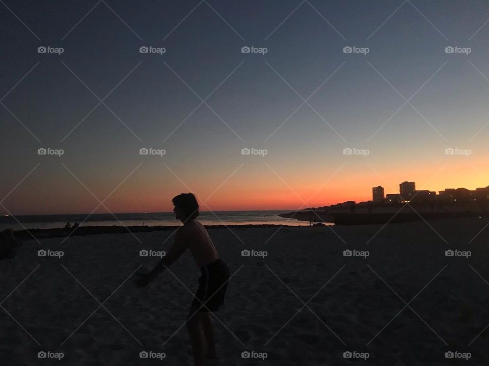 A beautiful sunset at the beach in gulf shores Al🌅