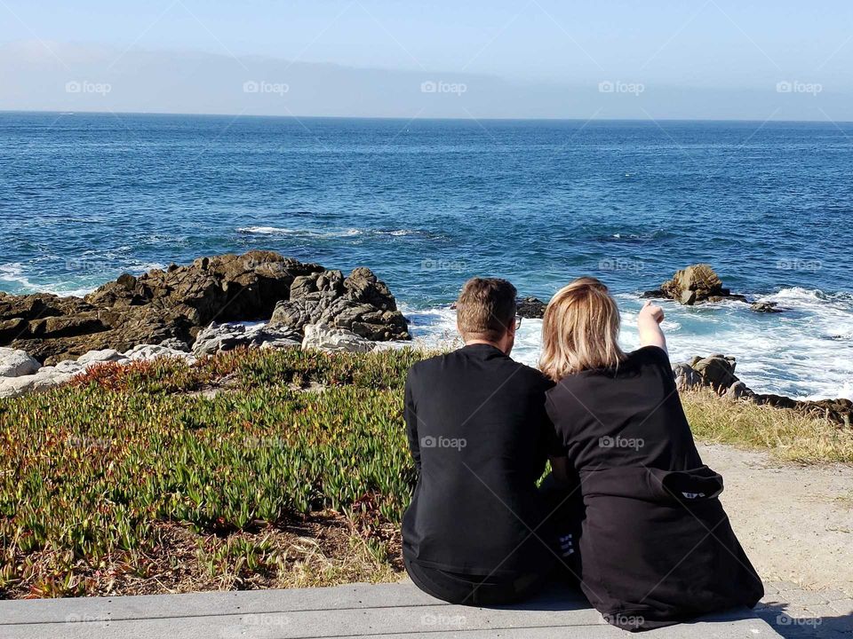 looking into the ocean