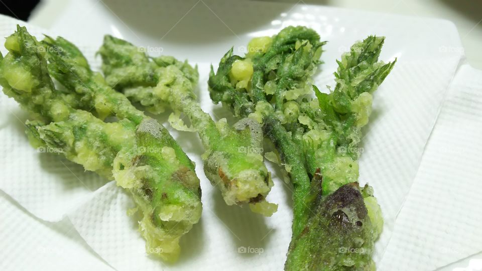 tempura 
tara-no-me