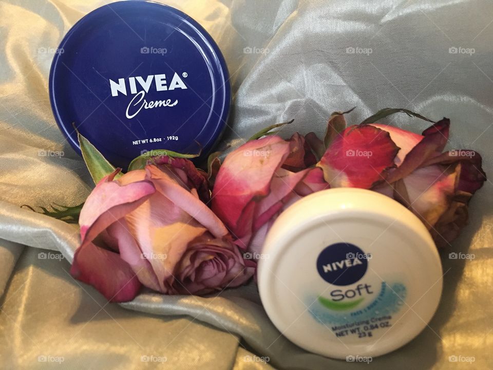Nivea soft creme with roses 🌹