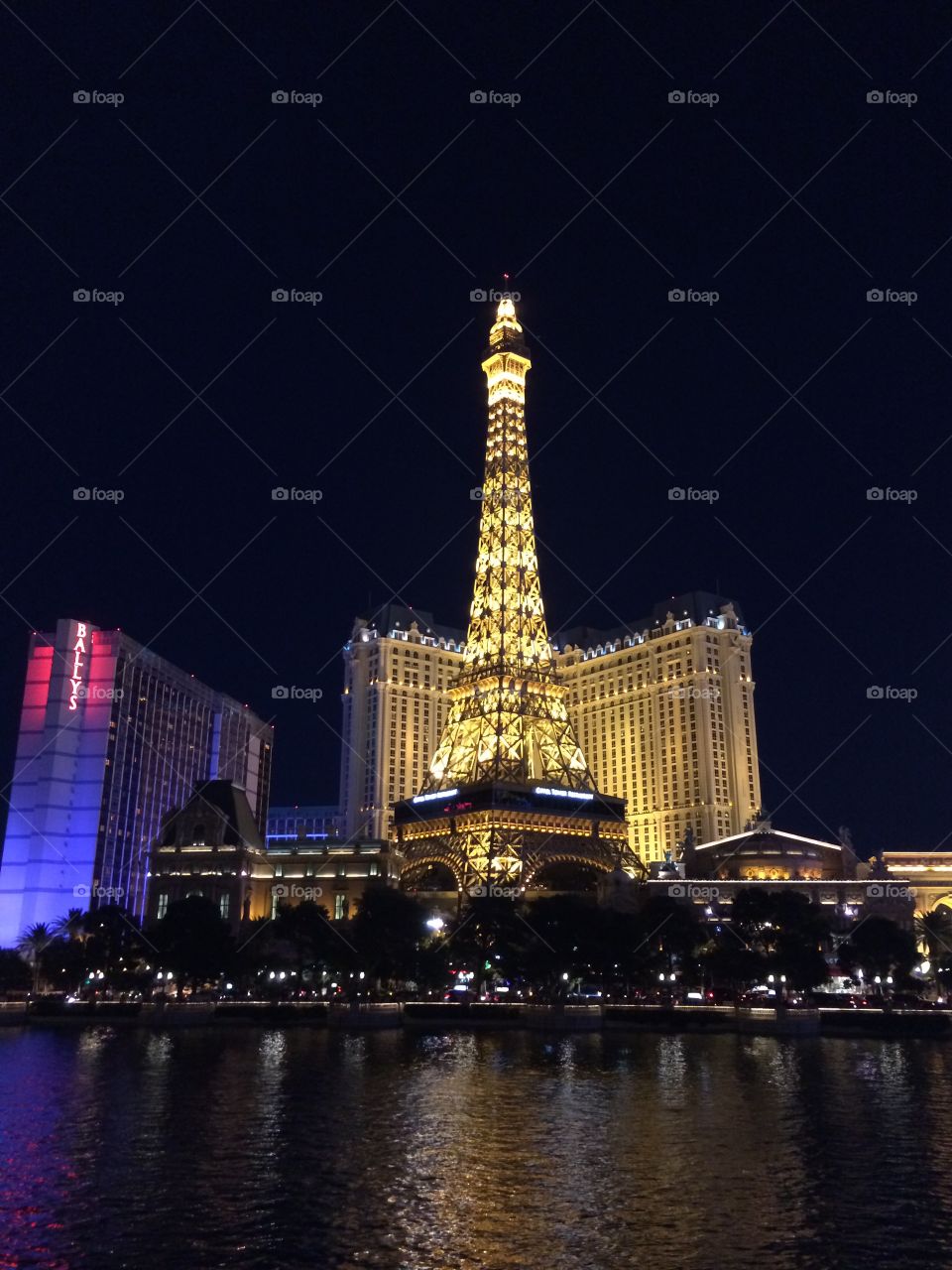 Paris Las Vegas. Eiffel Tower in Las Vegas at night