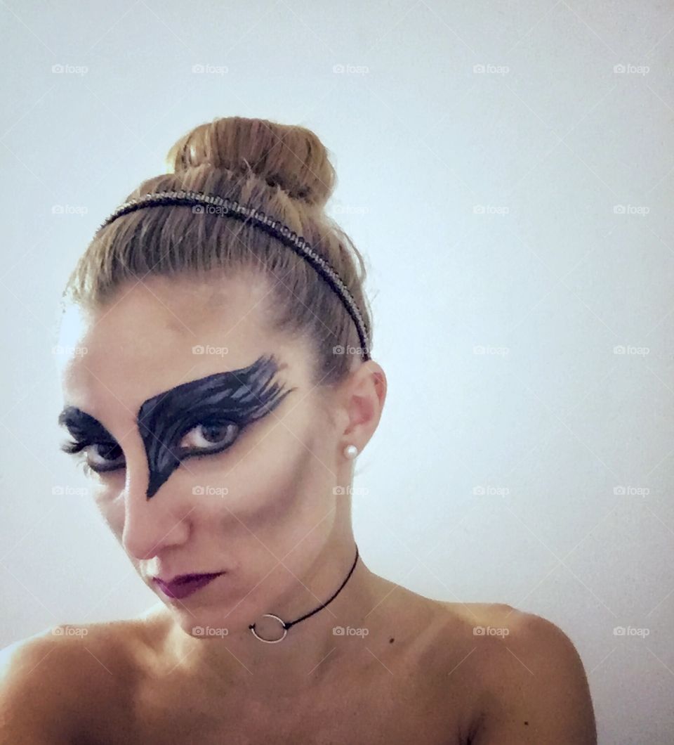 Black swan make-up 
