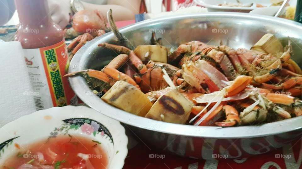 DELICIOUS CRABS.