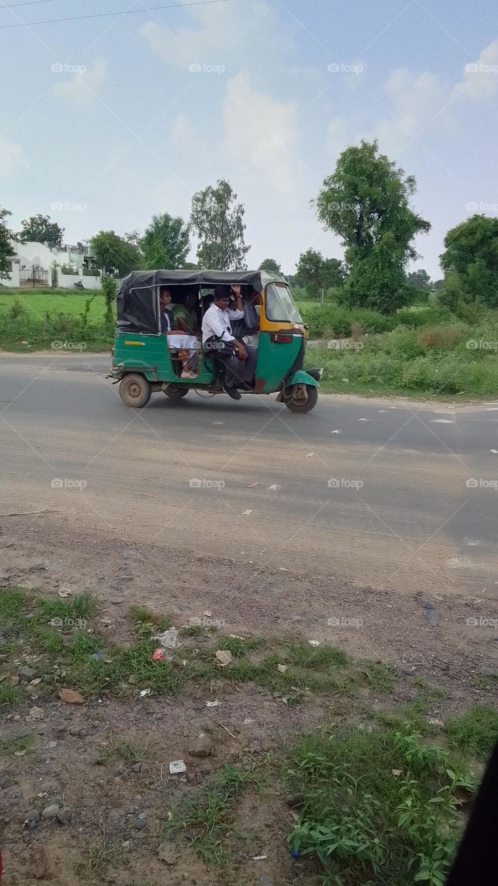 auto rickshaw