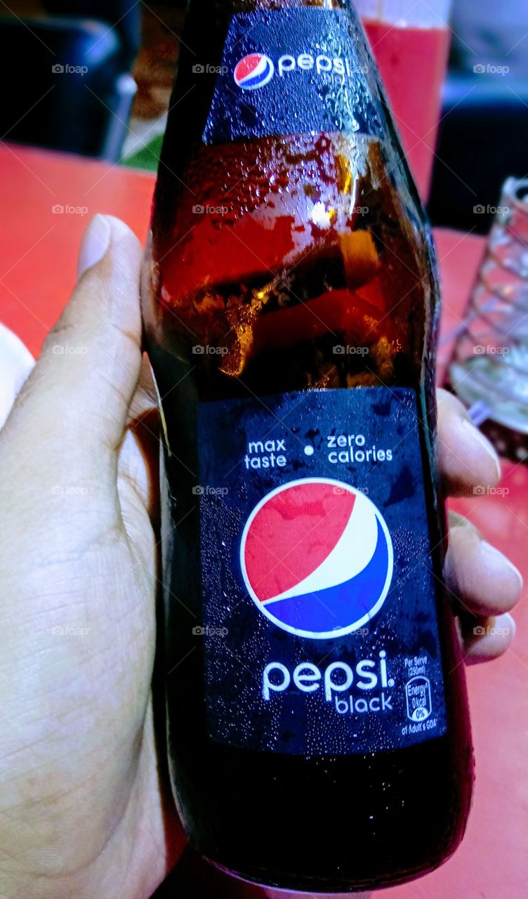 pepsi black zero calories