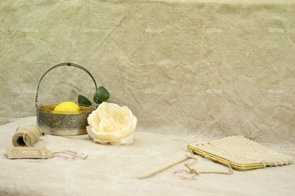 Blog image,wedding invitation.,with lemon and flower.