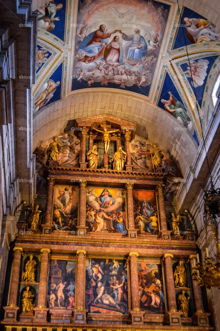 Basilica de El Escorial. Altar Mayor de la Basílica del Escorial (El Escorial - Spain)