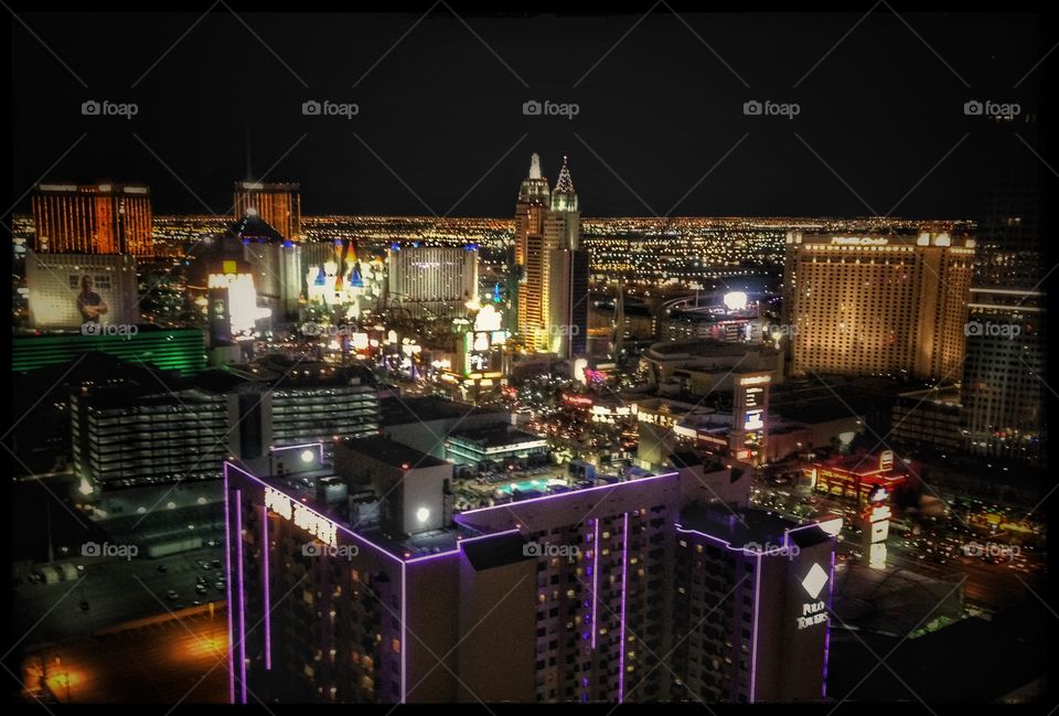 Las Vegas by Night 
