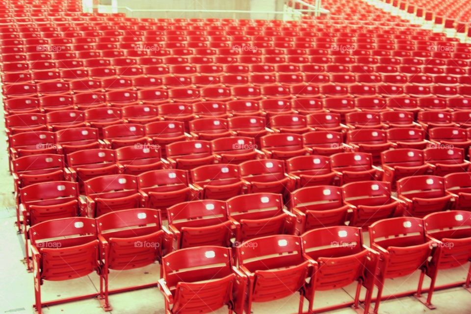 seats of red