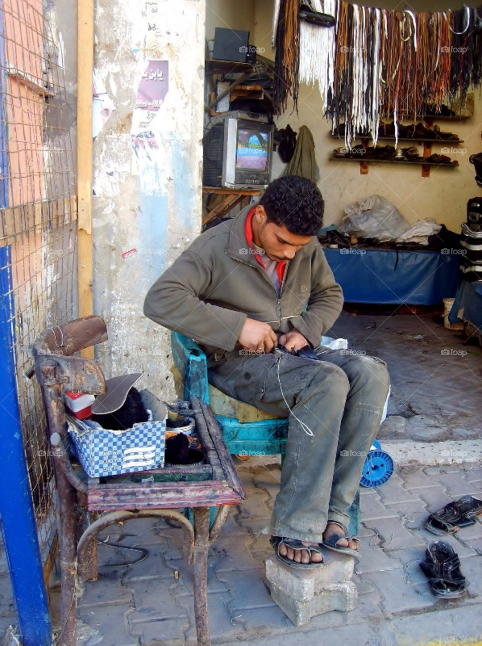 street people travel road by merethe