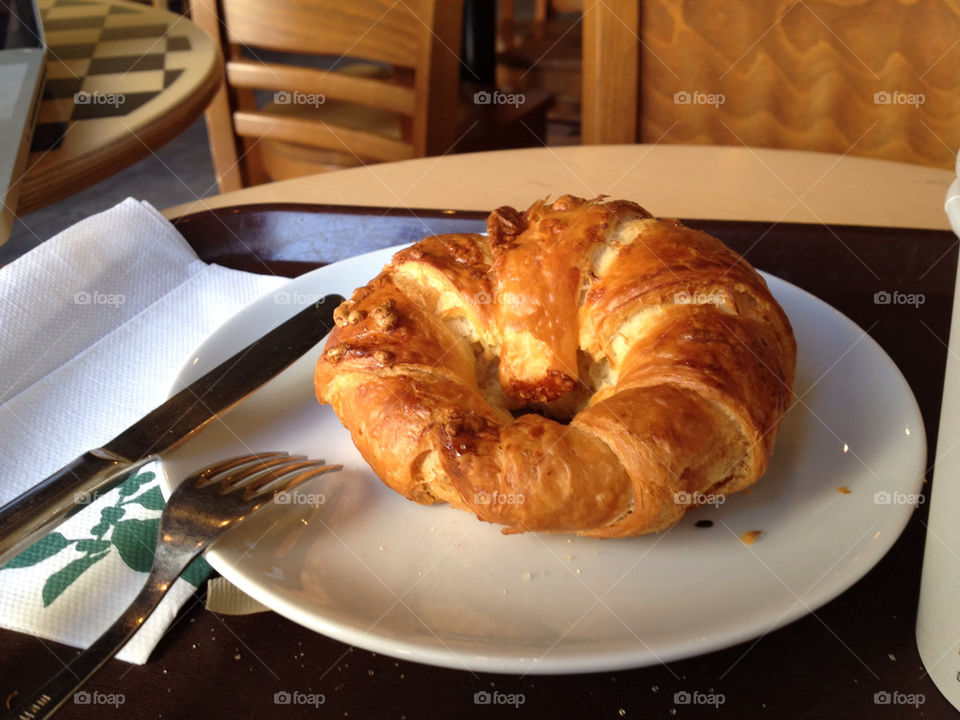 table chair bread food by linhof