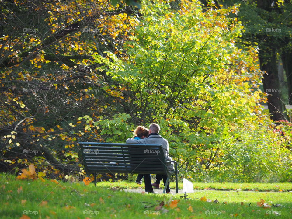 Young Love. Enjoying the lovely moment of fall in the air ❤