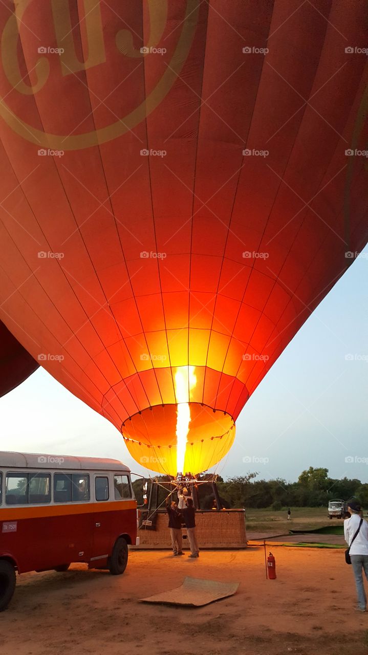 Bagan balloon ride