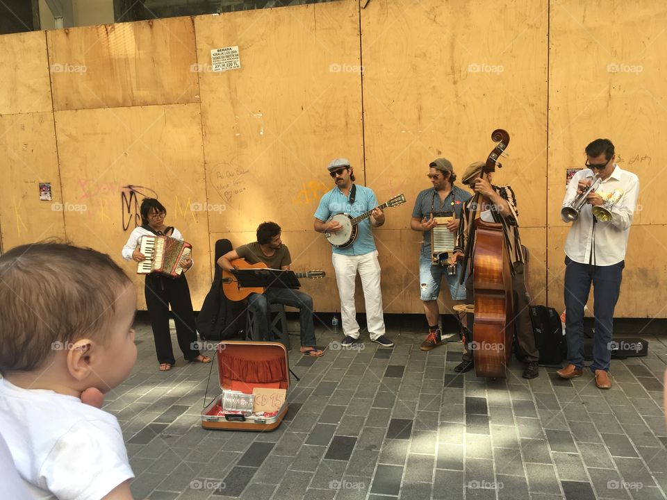 Musicians on the istanbul street 