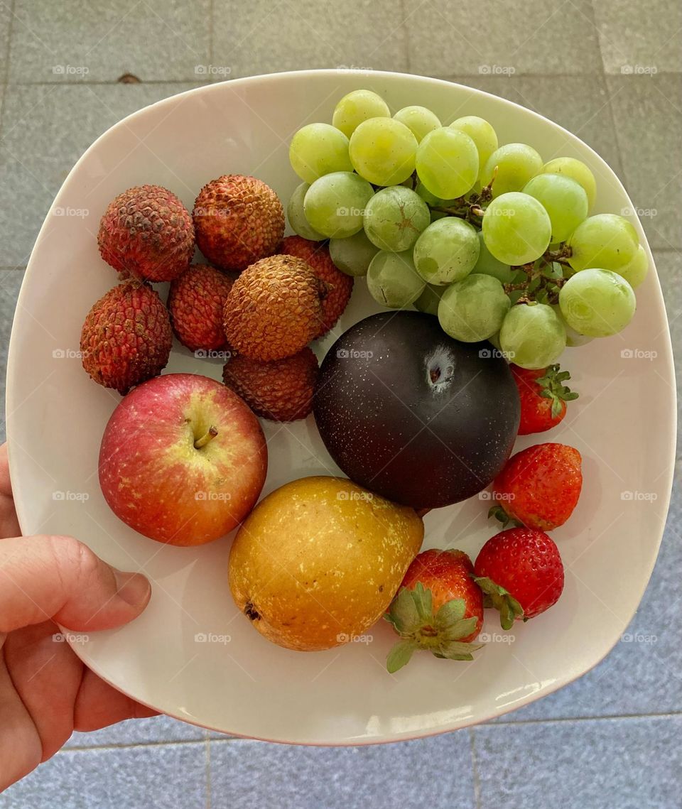 🇧🇷 Para hoje, temos frutas saudáveis: lichia, uva, maçã, ameixa, pêra e morango!
Coma alimentos saudáveis.
🇺🇸 For today, we have healthy fruits: lychee, grape, apple, plum, pear and strawberry!
Eat healthy foods.