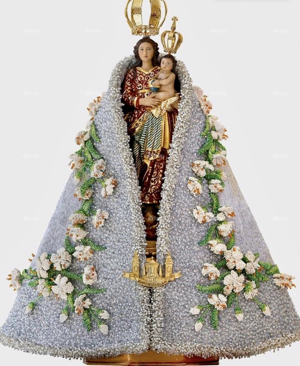 NAZARÉ - 🙏 🇪🇸 Oh Maria, ruega por nosotros que recurrimos a ti.  Amén.  🇧🇷 Ó Maria, Nossa Senhora, rogai por nós que recorremos a vós. Amém. / 🇺🇸 O Mary, pray for us that we turn to you.  Amen. / 🇮🇹 O Madonna, prega per noi che ci rivolgiamo a te. Amen. 