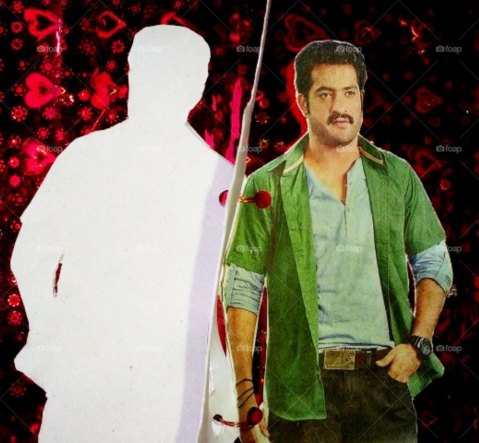 the face book of the Bollywood's top actor NTR.
it's the first book entire the worldwide on him and no one like this in the world till now.
if you want to earn money with it's first photograph at the first sight and keep it and share it.