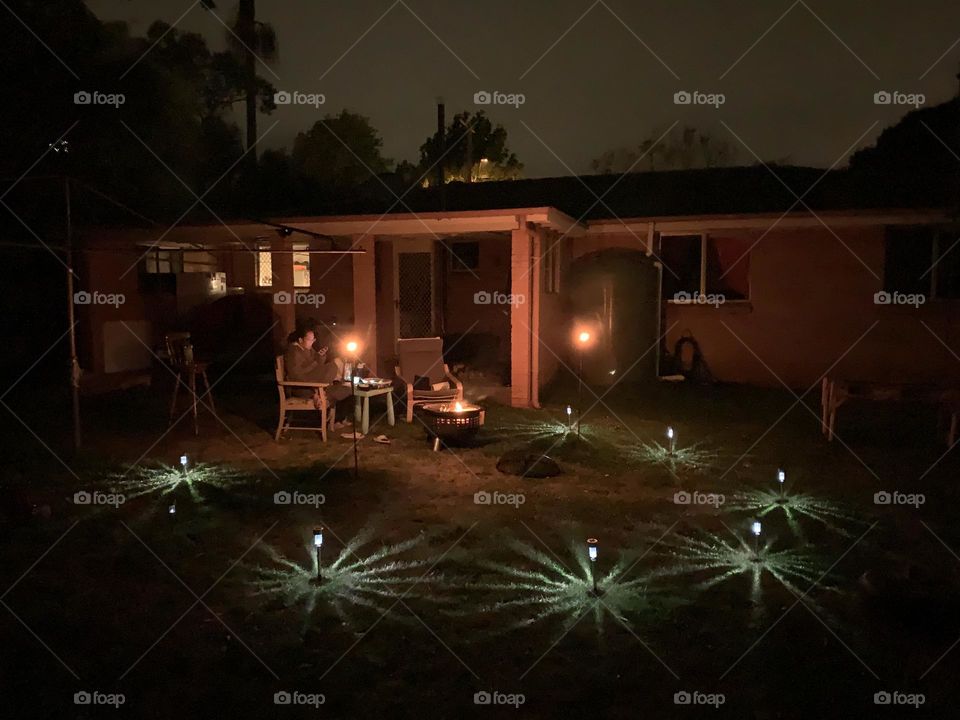 Weekend is always exciting , fun and happiness we share in our cute backyard while relaxing and listening the crackling of firewood in our not too small fire pit.