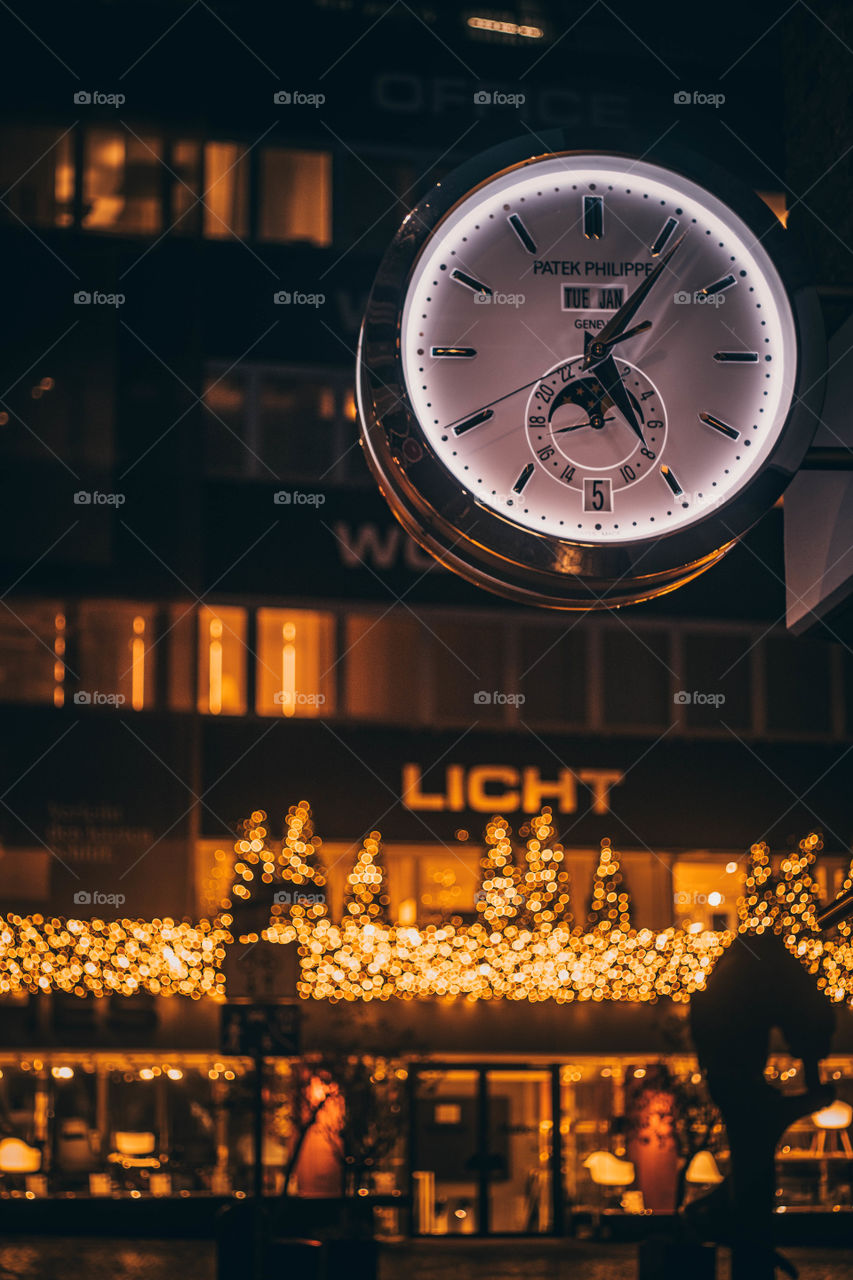 clock & lights