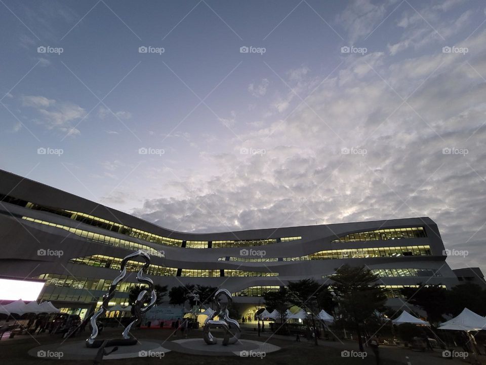 The National Library of Public Information (NLPI) is one of the earliest public libraries in Taiwan, founded in 1923. The NLPI's new main library was open on June 3, 2012, and renamed to its current name on January 1, 2013.