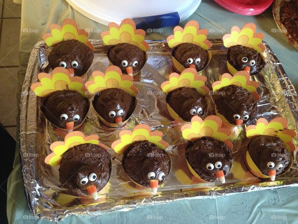 Chocolate turkey cupcakes 
