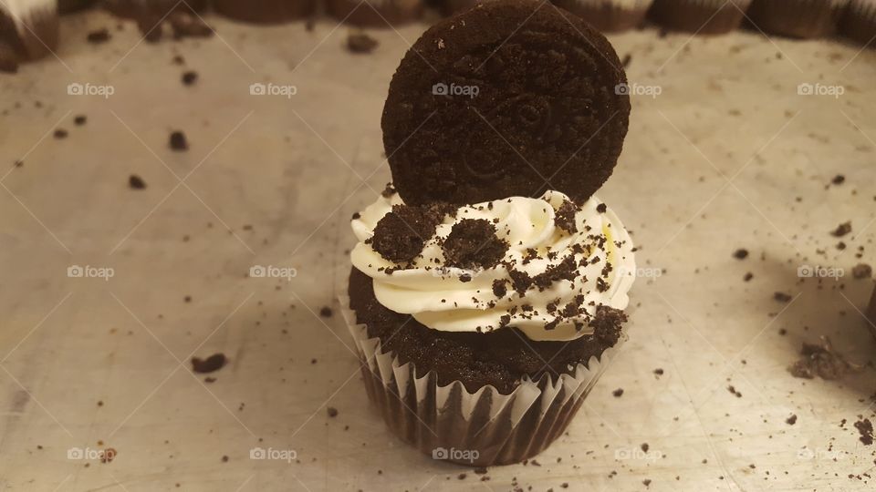 Oreo cupcake