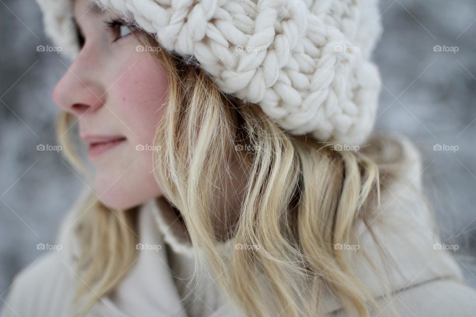 Blondie in a wool hat