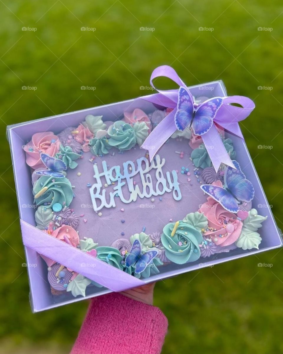 The definition of rectangle in cakes.