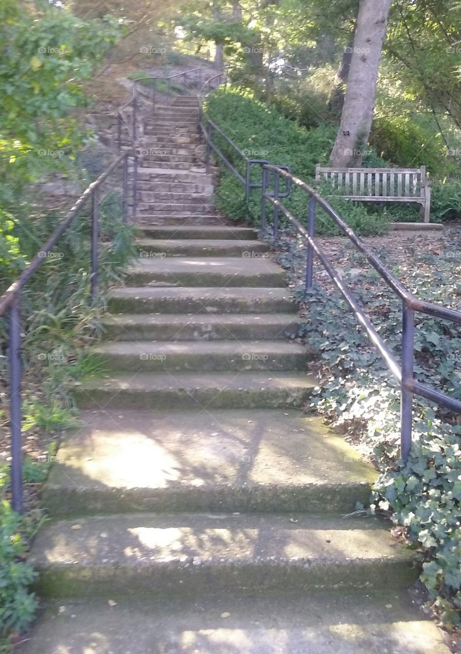 At the bottom, it's necessary to look at the climb of stairs and feel a little overwhelmed.