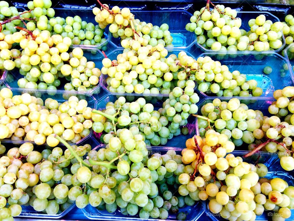 Green grapes for sale