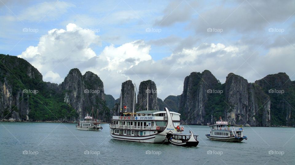 Boat on Halong Bay, Quang Ninh, Viet Nam