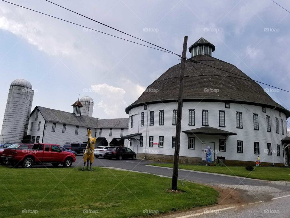 round barn