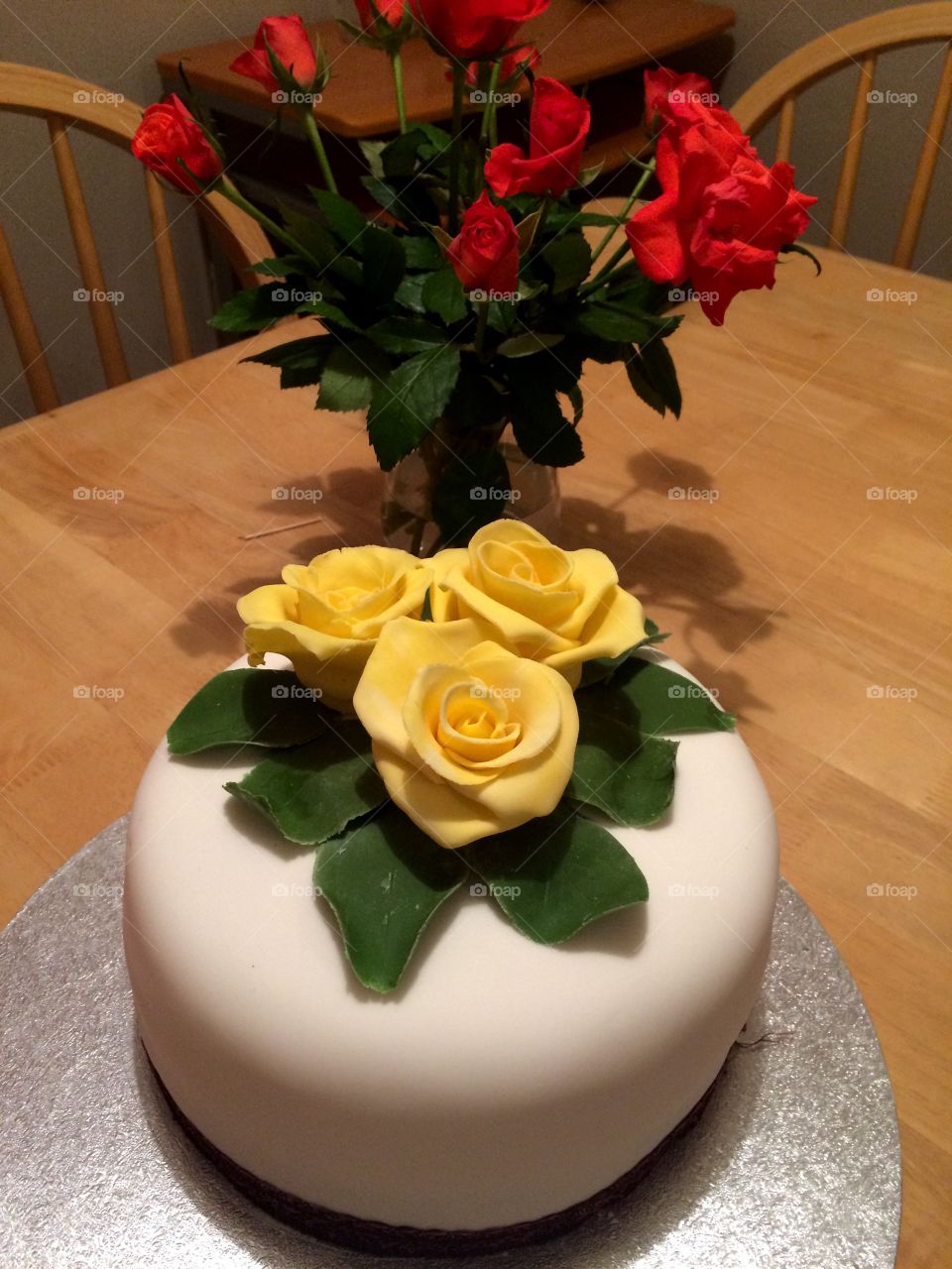 Hello rose cake 