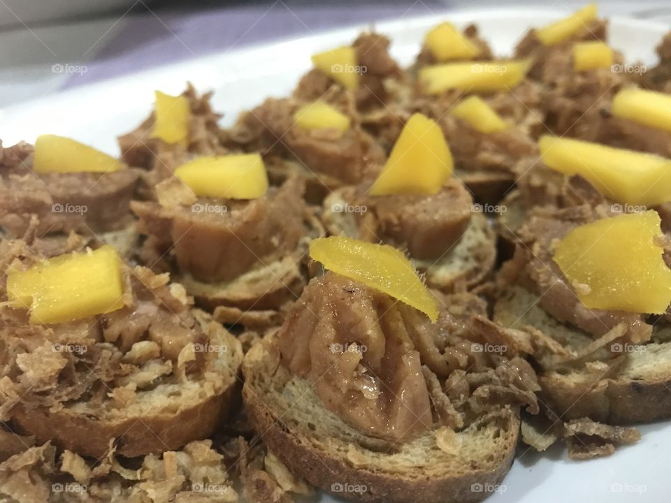 Turrón de foie y mango 
