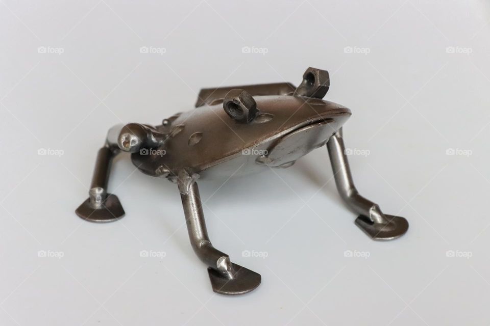 Metal frog as work of art