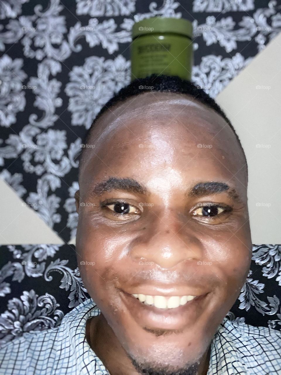 Real beauty is to be true to oneself. That's what makes me feel good. Beauty is truth's smile when she beholds her own face in a perfect mirror...