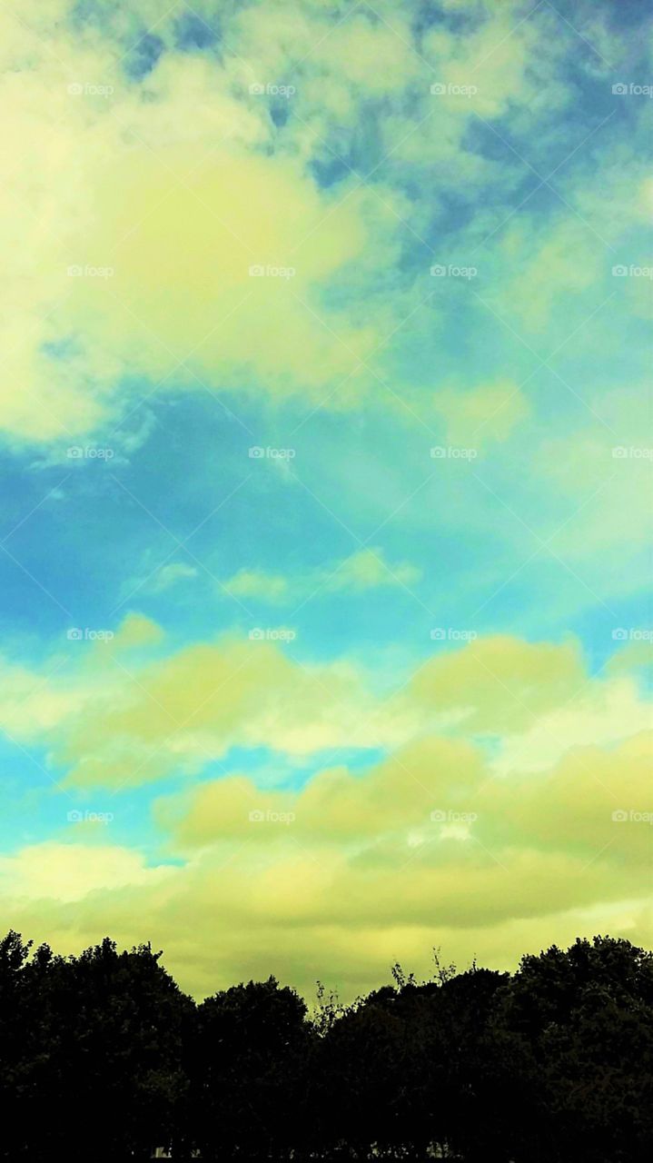 Blue Skys with a hint of cream