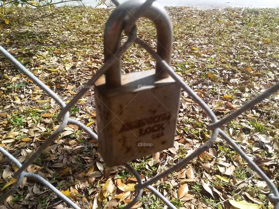 unneeded padlock . padlock 