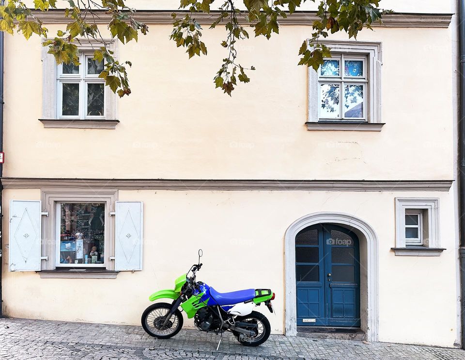 Motorcycle in the city 