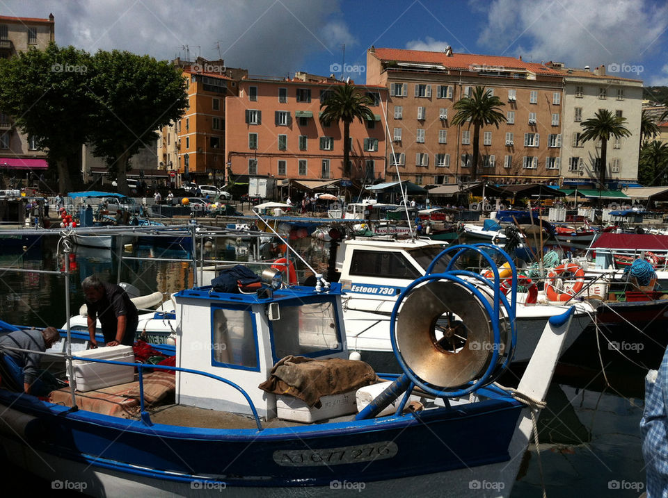boat port fishing corse by chiroquia