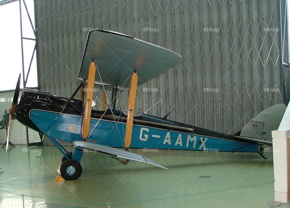 Old plane 