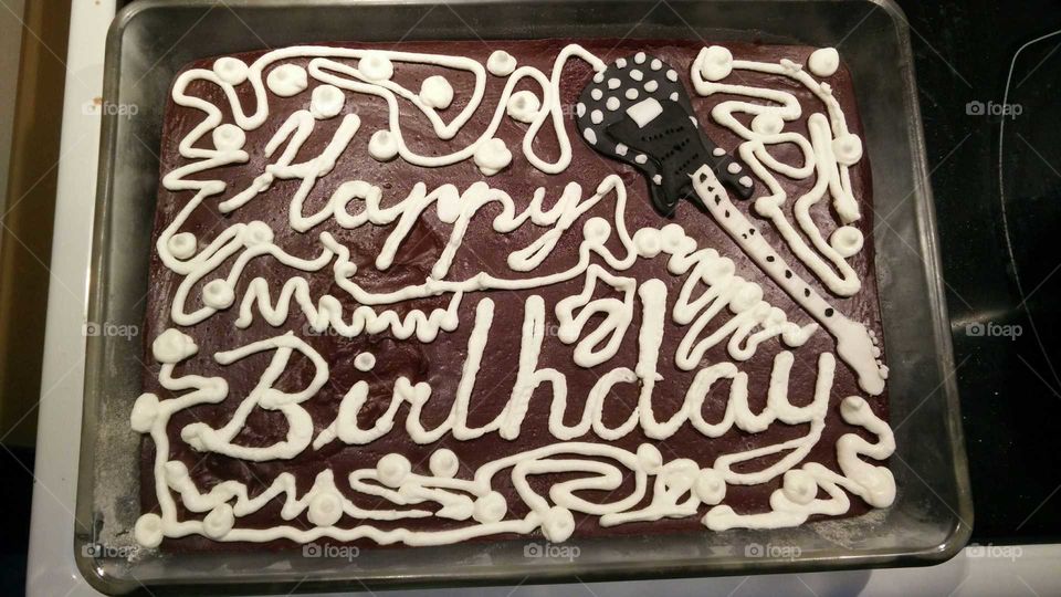 birthday cake for a music lover boy