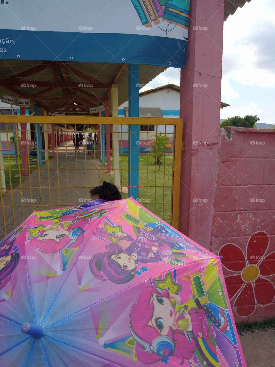 What makes tou smiles?