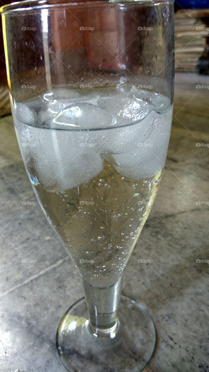 VerY CooooooooL  SofT DRINK