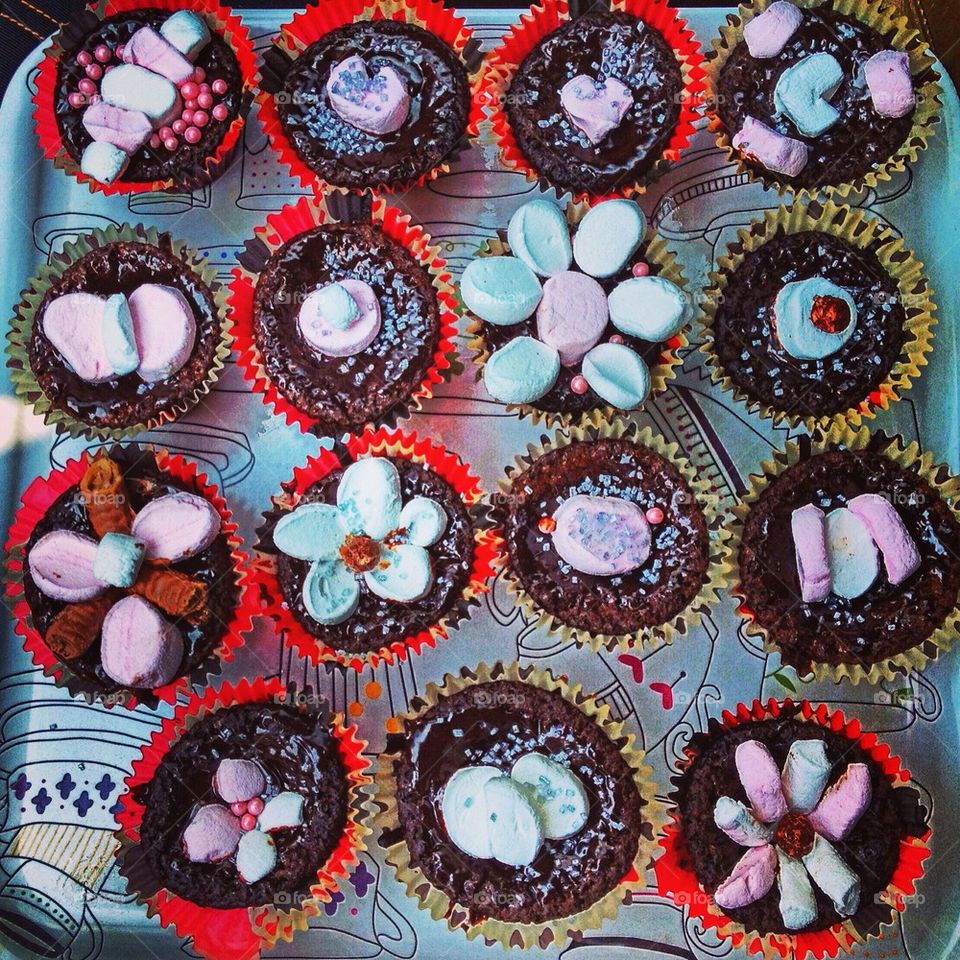 cupcakes cakes chocolate by roni.pitaro
